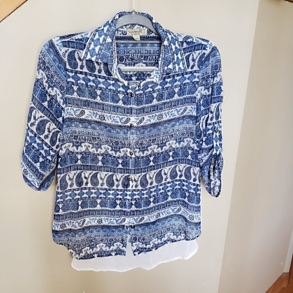 One World Live and Let Live Blue and White Patterned Blouse Size Small Petite